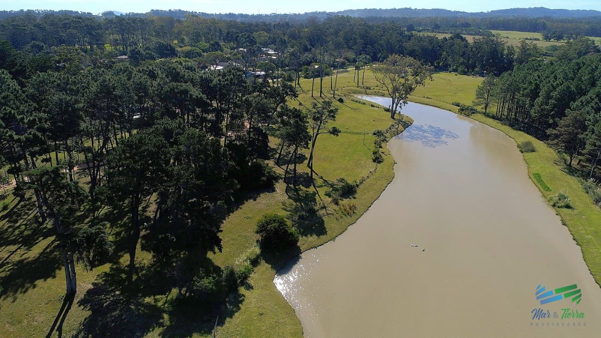 Venta de terreno en playa mansa parada 40 punta del este