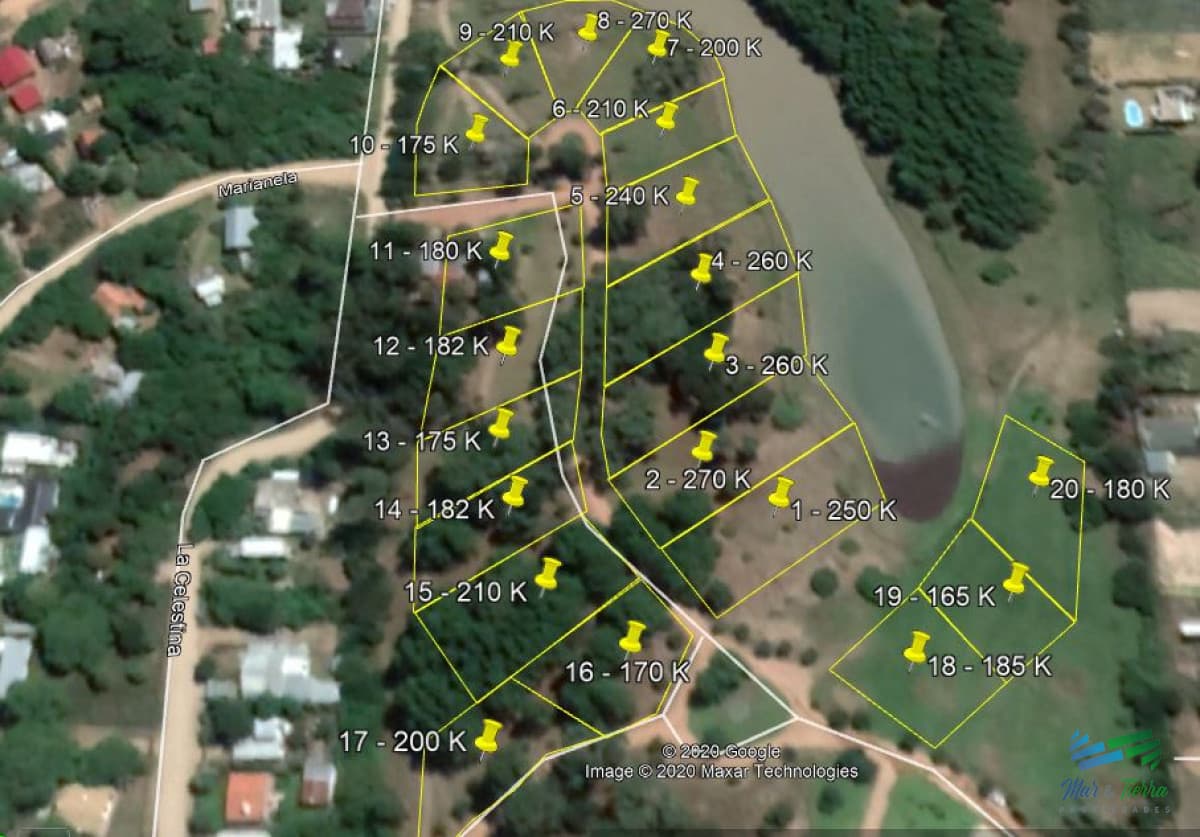 Venta de terreno de 944 m2 en playa Mansa parada 40 Punta del Este