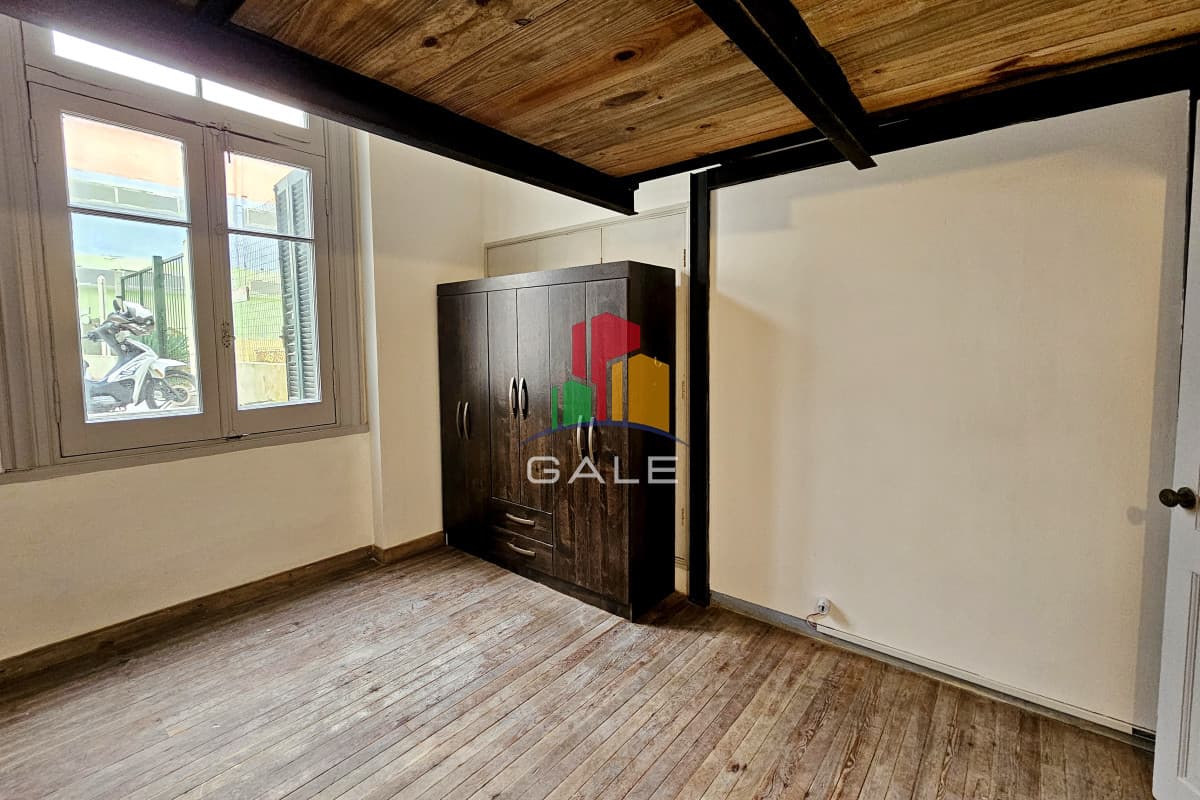 Gale Propiedades & Escribanía Apartamento ID.4291 - ALQUILER ANUAL EN PUNTA DEL ESTE, PENINSULA