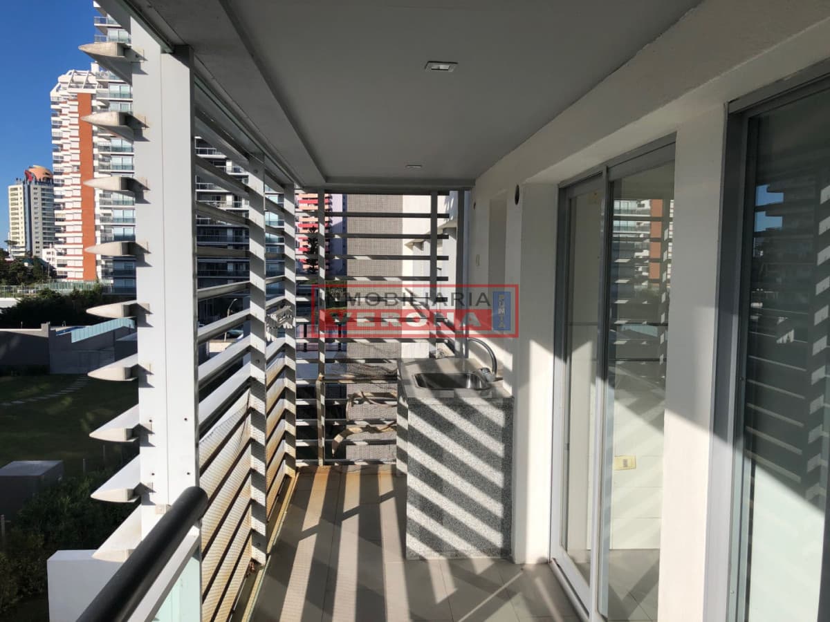 Apartamento en Venta a pasos del mar - Inmobiliaria Verona Punta