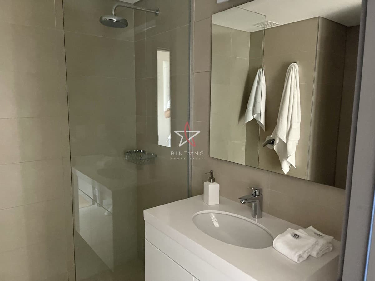 Apartamento, 2 dormimorios, 2 baños, Carrasco, Montevideo, Venta - Bintang Propiedades