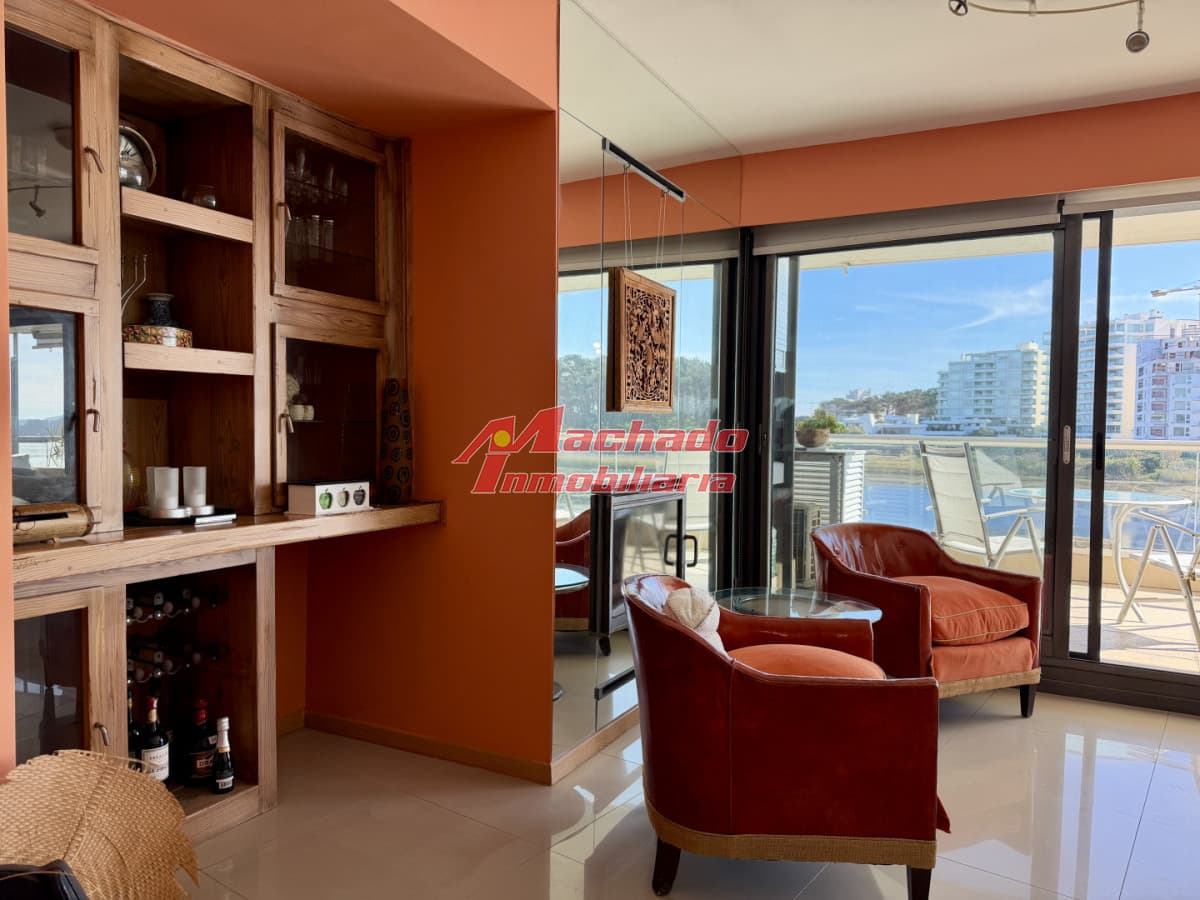 Apartamento en Terrazas de la laguna con Parillero