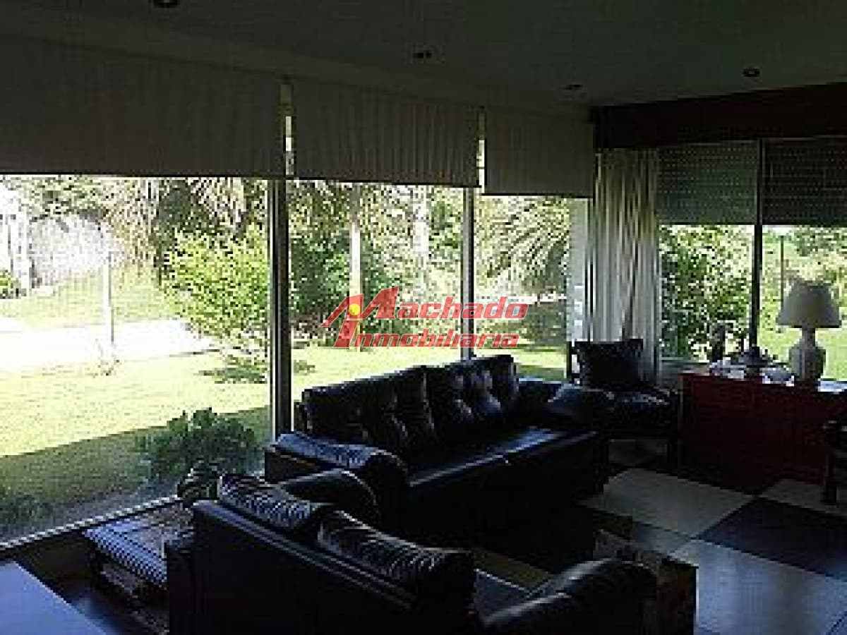 Venta de casa  a pasos del mar