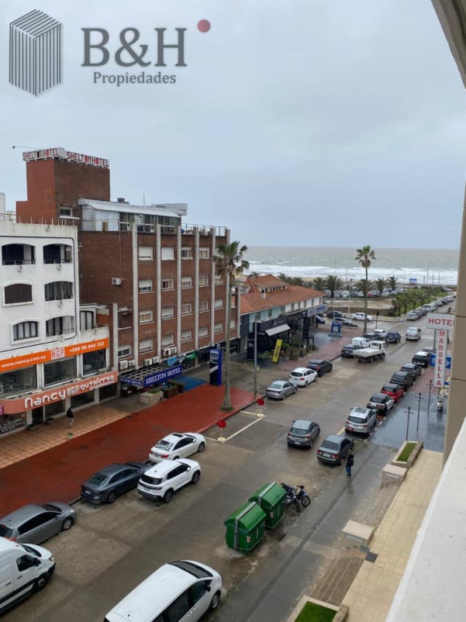 Apartamento en venta  Torre Gattas 4º piso