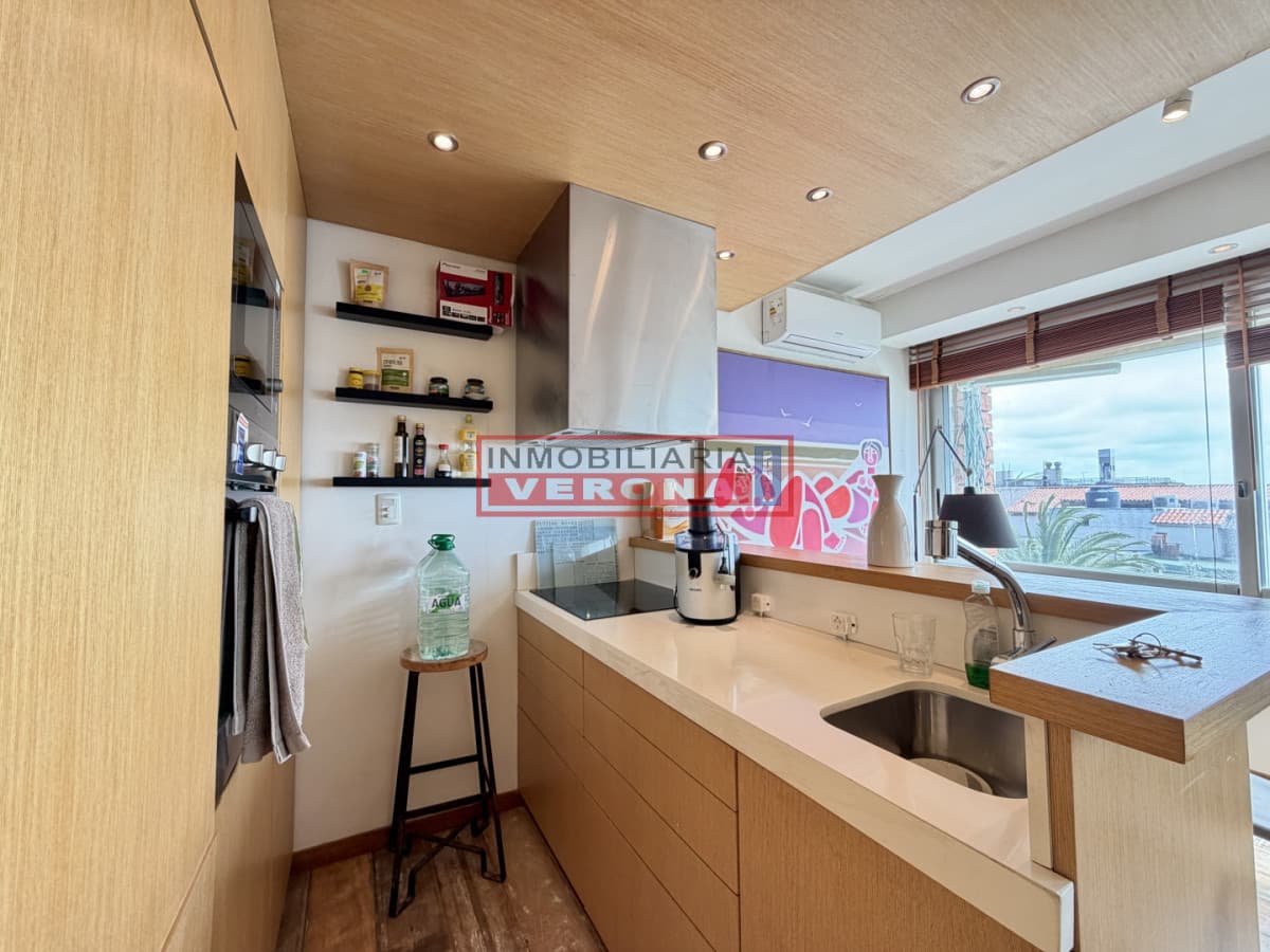 Apartamento de 2 Dormitorios en Península, Punta del Este - Inmobiliaria Verona Punta