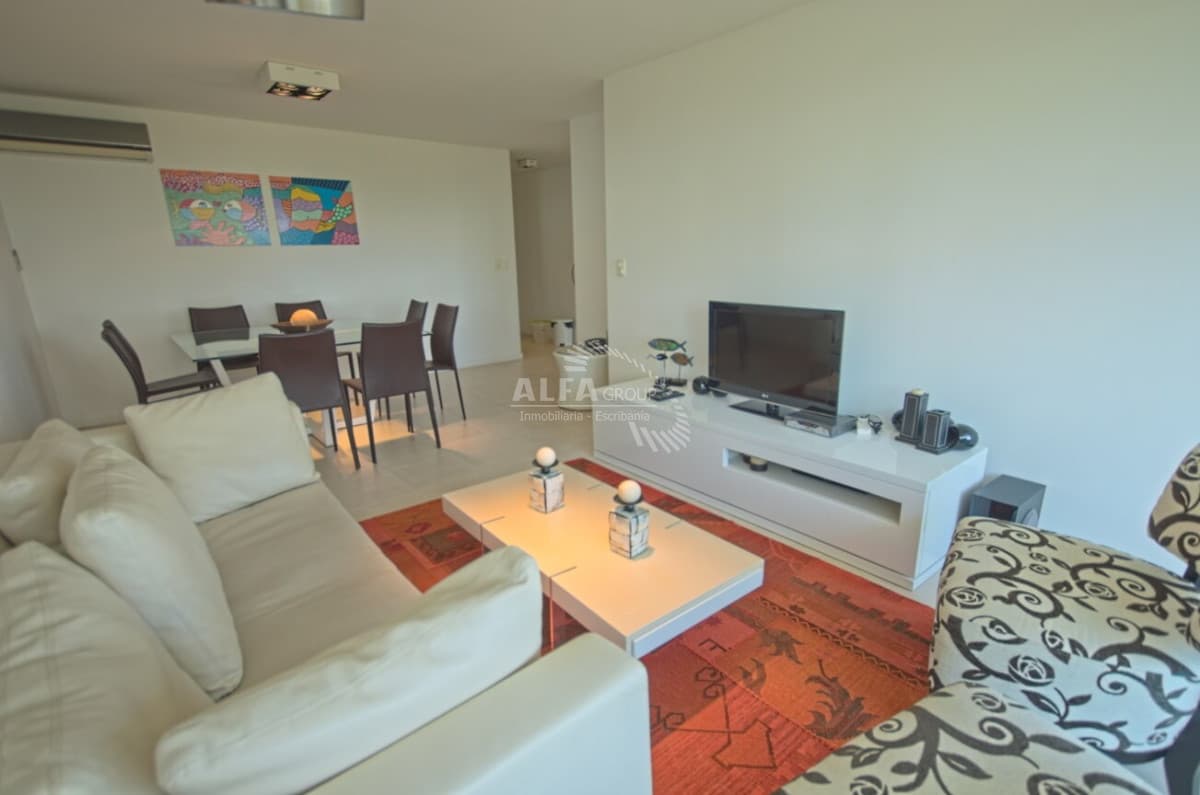 Apartamento en venta y alquiler - Playa Mansa