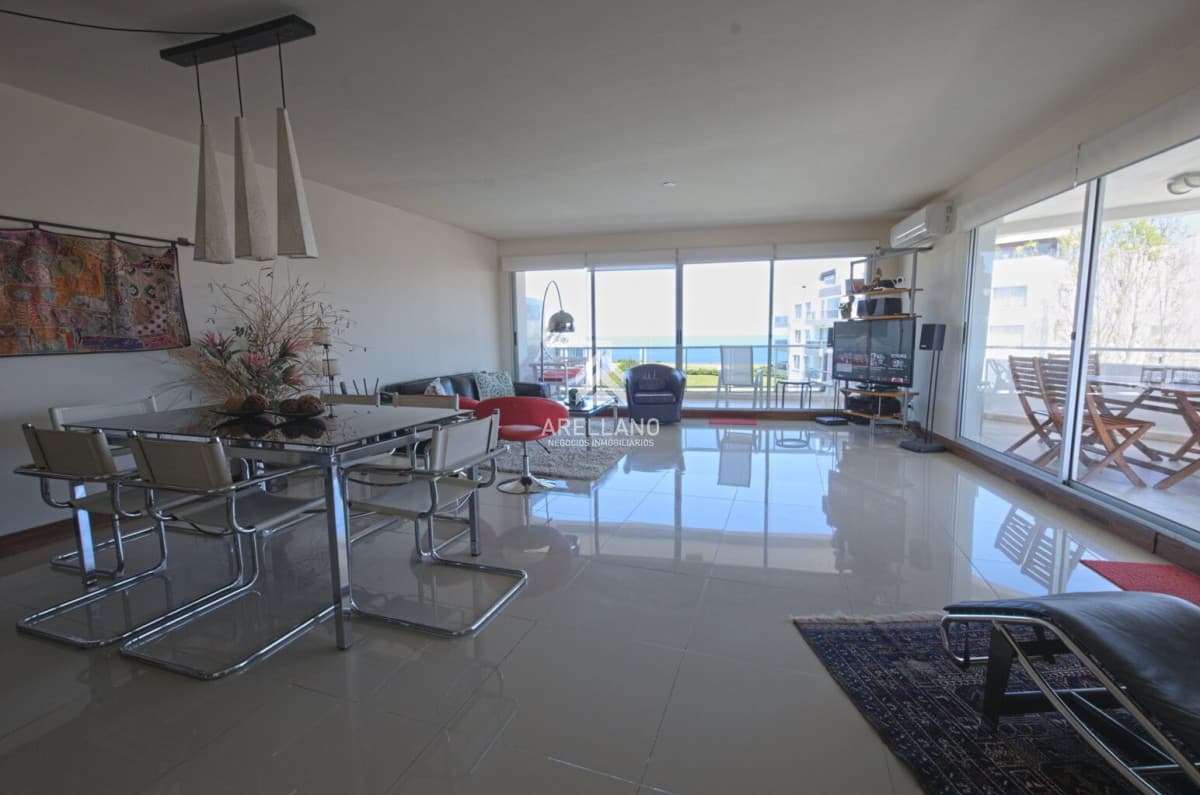 Apartamento ID.486 - venta Apartamento 3 dormitorios - Pinares