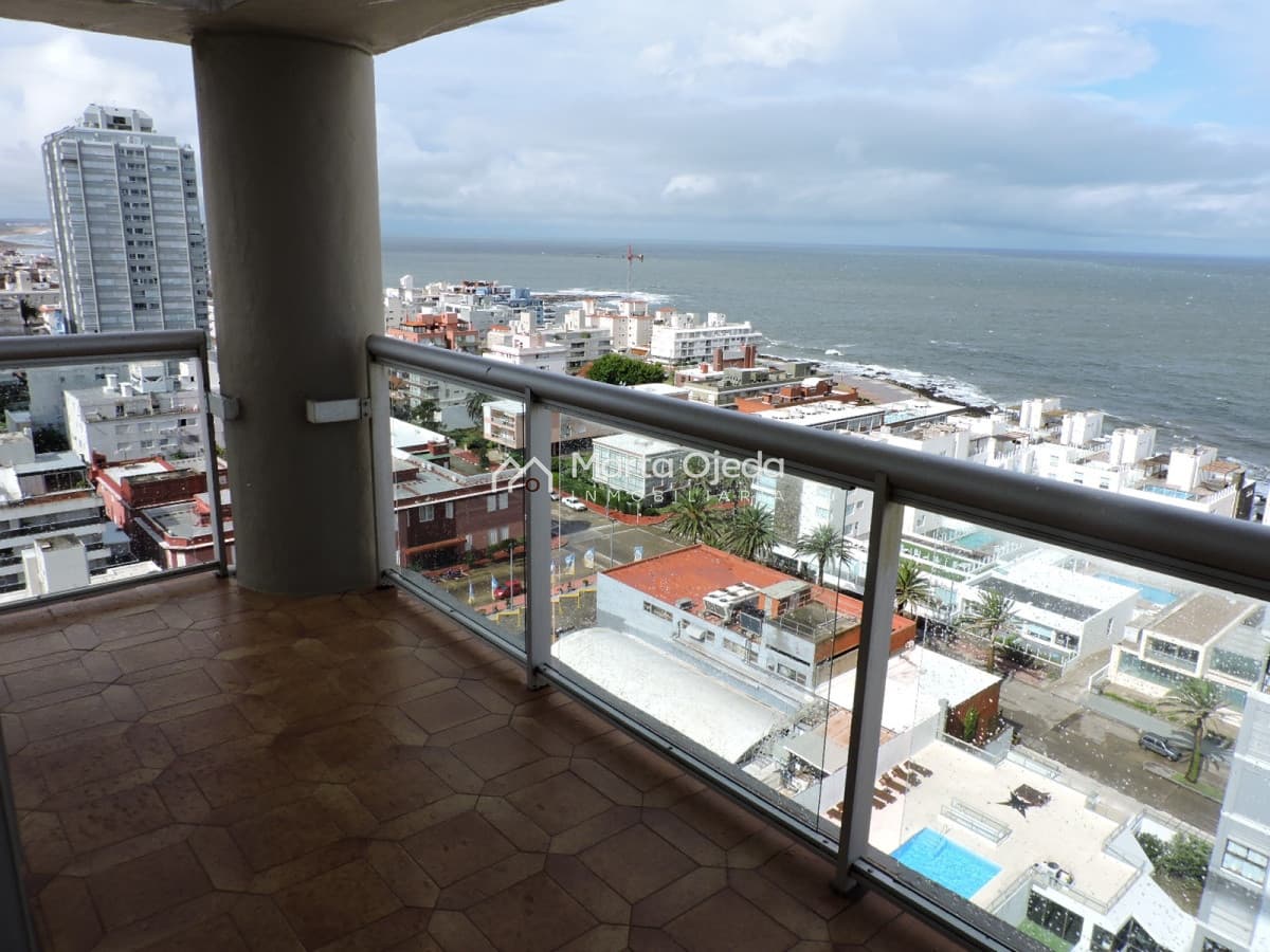 Apartamento ID.39362 - Muy buena vista en Brava y  a Mansa