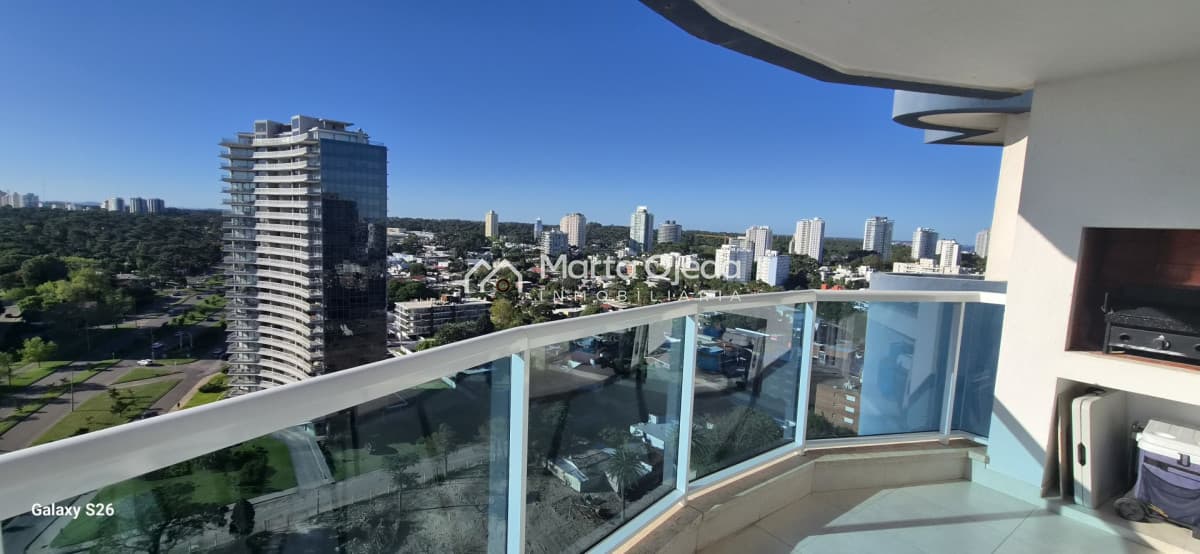 Apartamento ID.41448 - Estratégicamente ubicado a metros de Hotel Enjoy .