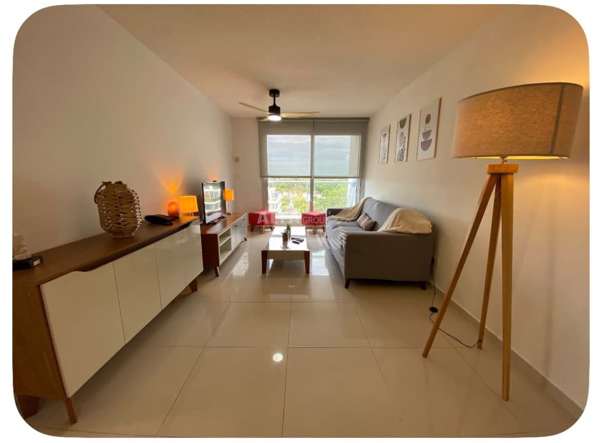 Apartamento en venta en Summer Tower