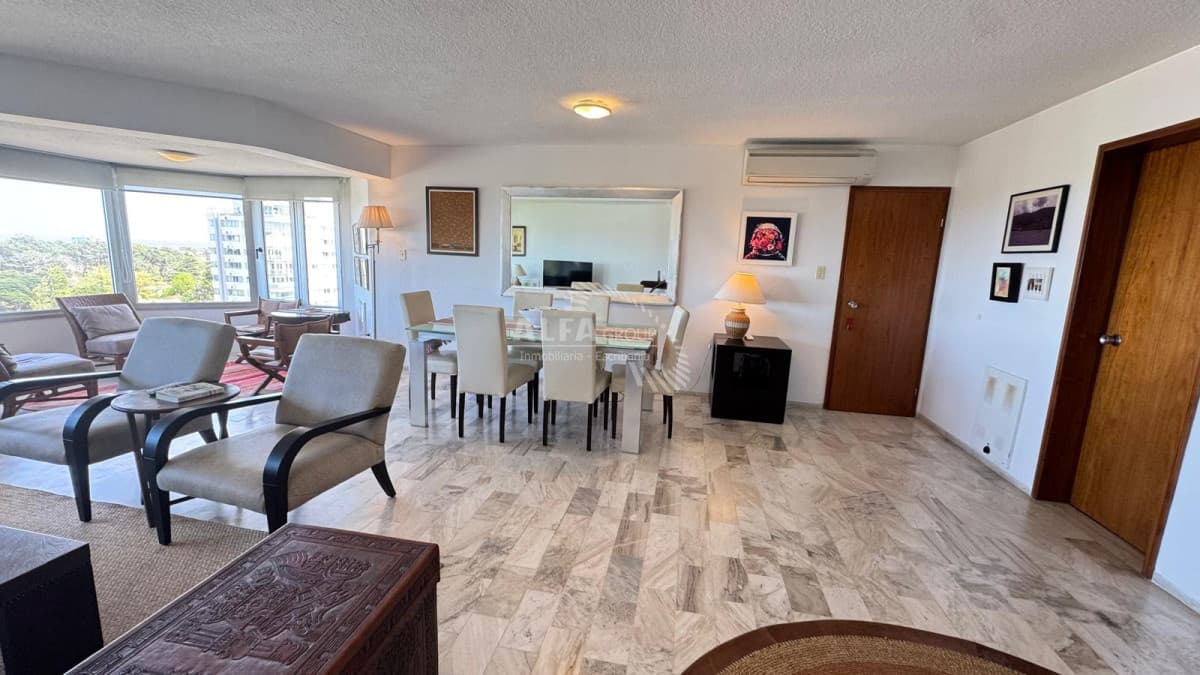Apartamento de categoría en Roosevelt Center - Punta del Este