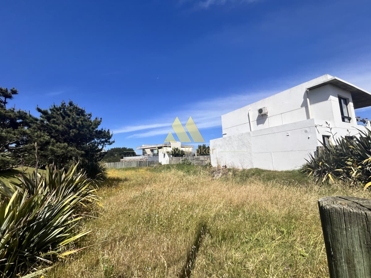 Terreno ID.646 - Venta terreno 440m a pasos del mar Montoya