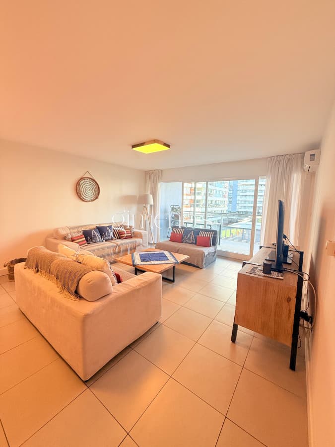 Apartamento en venta - 3 dormitorios Playa Brava