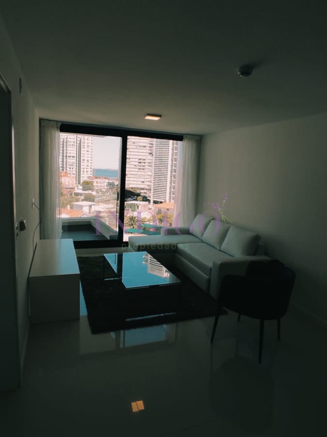 Apartamento en Artower, con buena vista, muy luminoso, 1dormitori y 1 baño - Indigo Propiedades