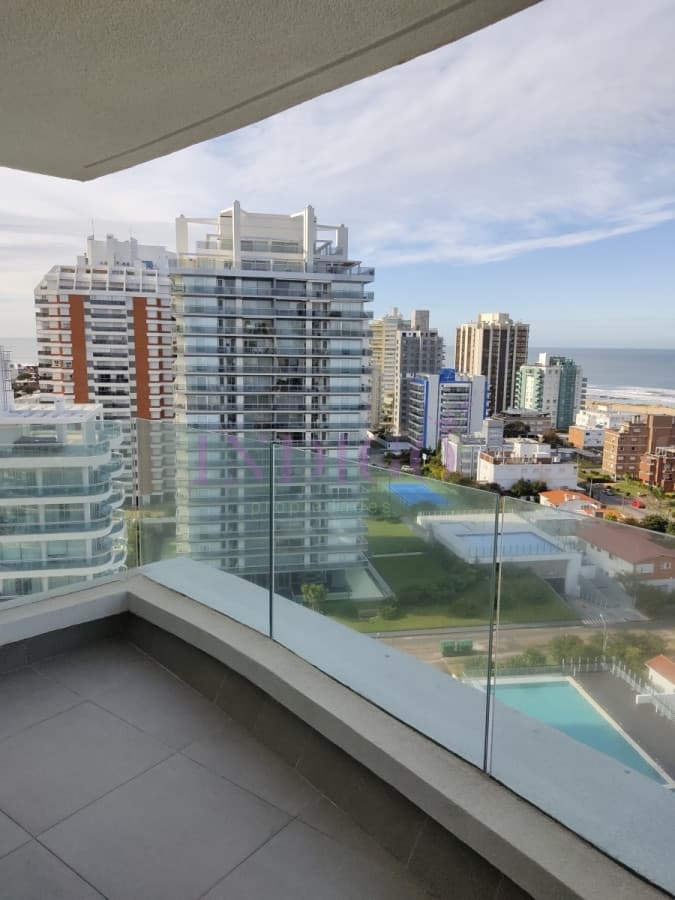 Apartamento en Artower, 1 dormitorios, 1 Baños muy buen vista y iluminación  - Indigo Propiedades