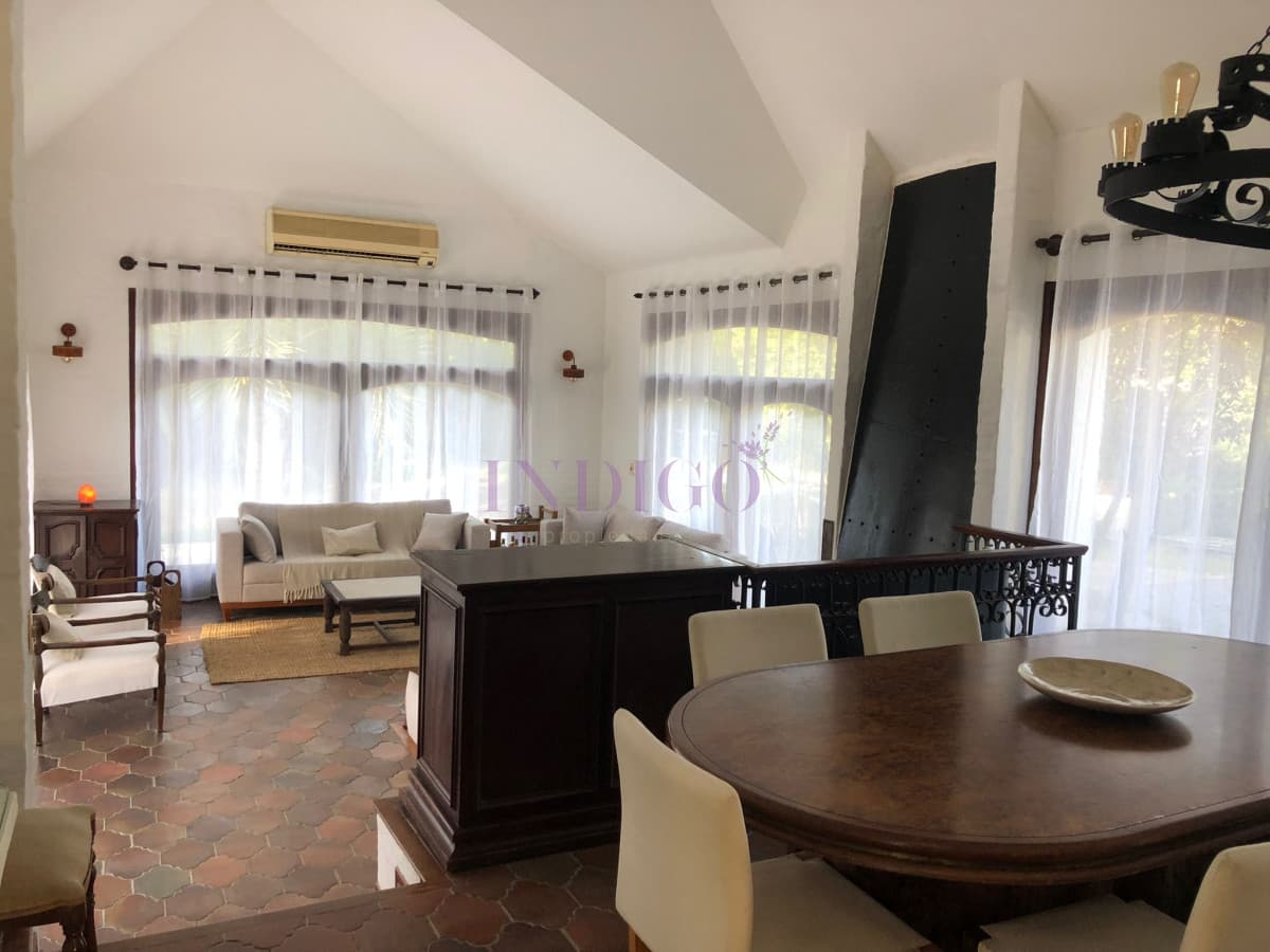 En venta amplia casa en Punta del Este, parrillero y piscina! - Indigo Propiedades