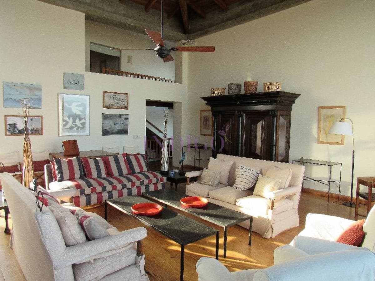 Casa en Punta Piedras, 4 dormitorios * - Indigo Propiedades