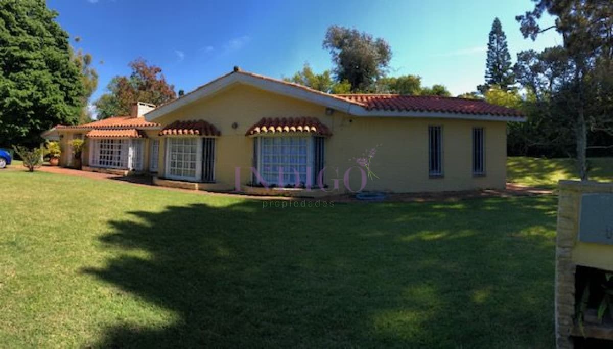 Casa en venta a mts de playa Mansa, 4 dormitorios . - Indigo Propiedades