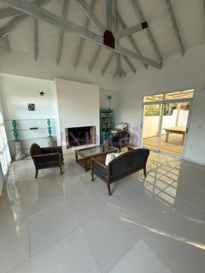 Hermosa casa en venta en la barra - Indigo Propiedades