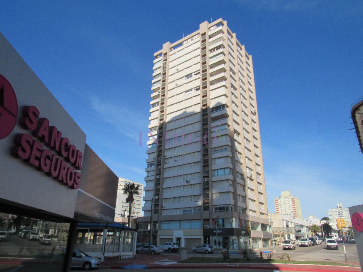 Apartamento en Peninsula, 3 dormitorios * - Indigo Propiedades