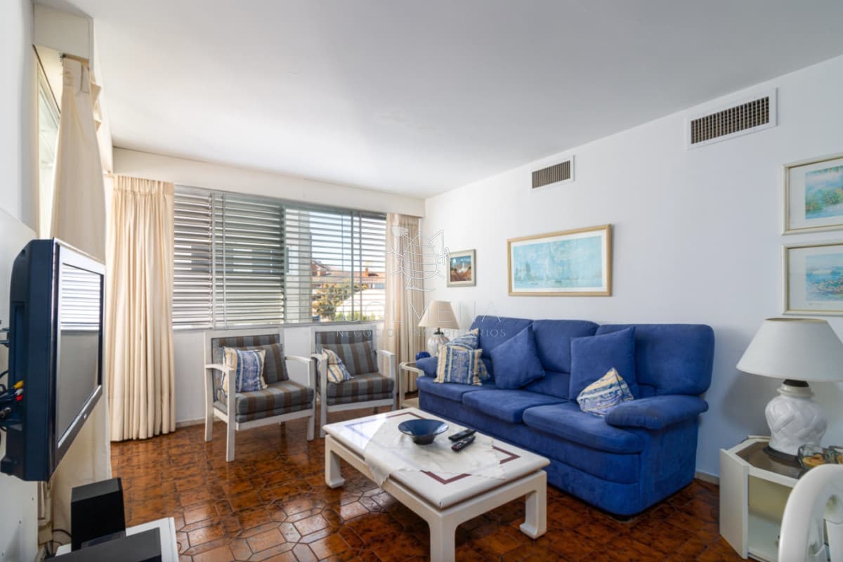 Espectacular apartamento de 2 dorms y servicio en plena península