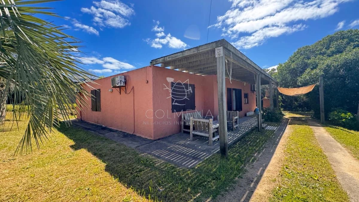 Casa en Balneario de Punta de Piedra.