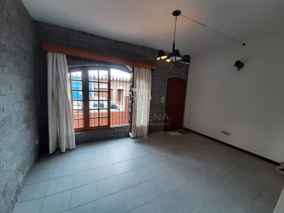 Muy linda Casa en San Carlos PLENO CENTRO! CONSULTENOS