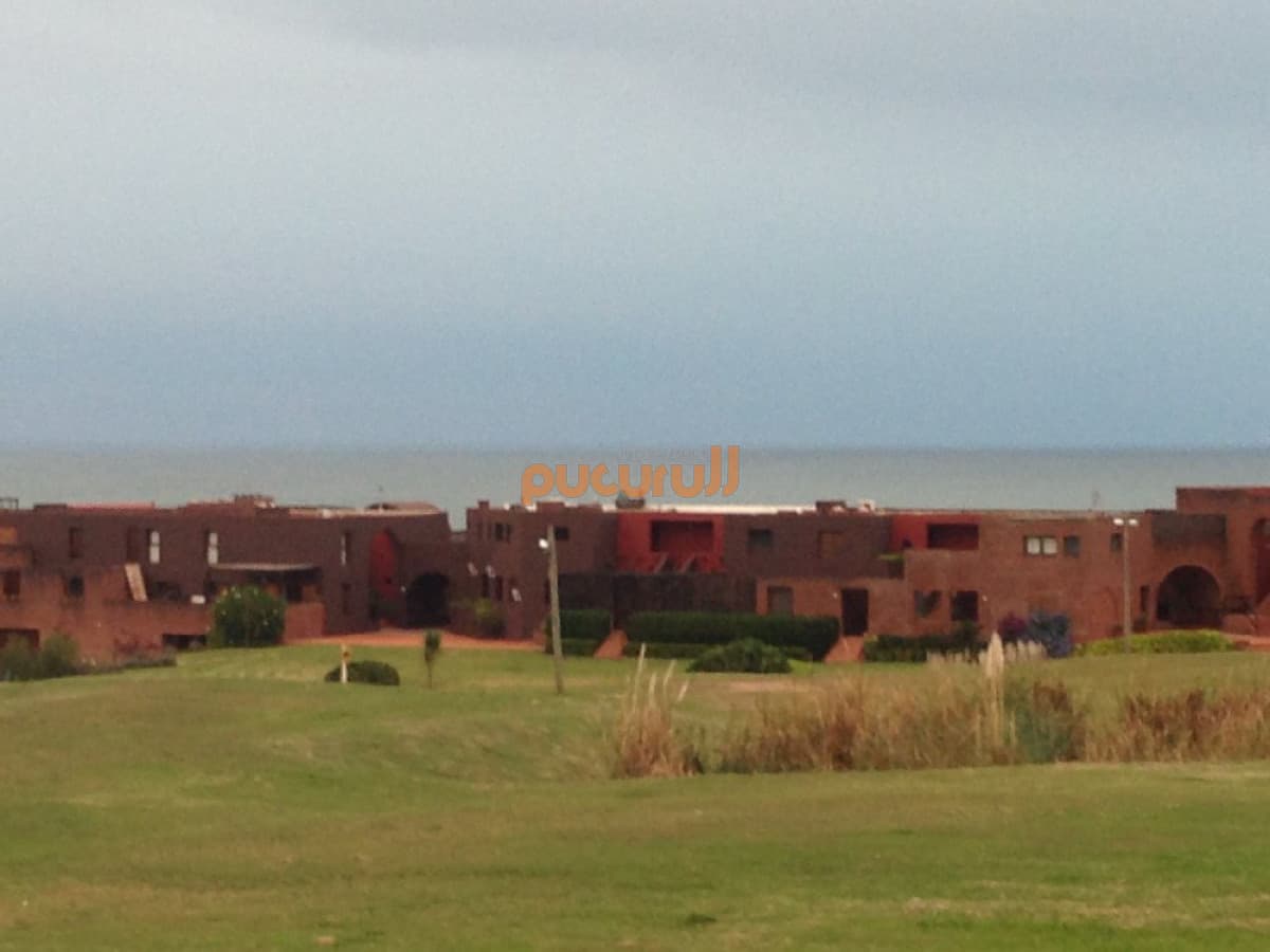 Terreno 460 m2 con una ubicación excelente y con vista.