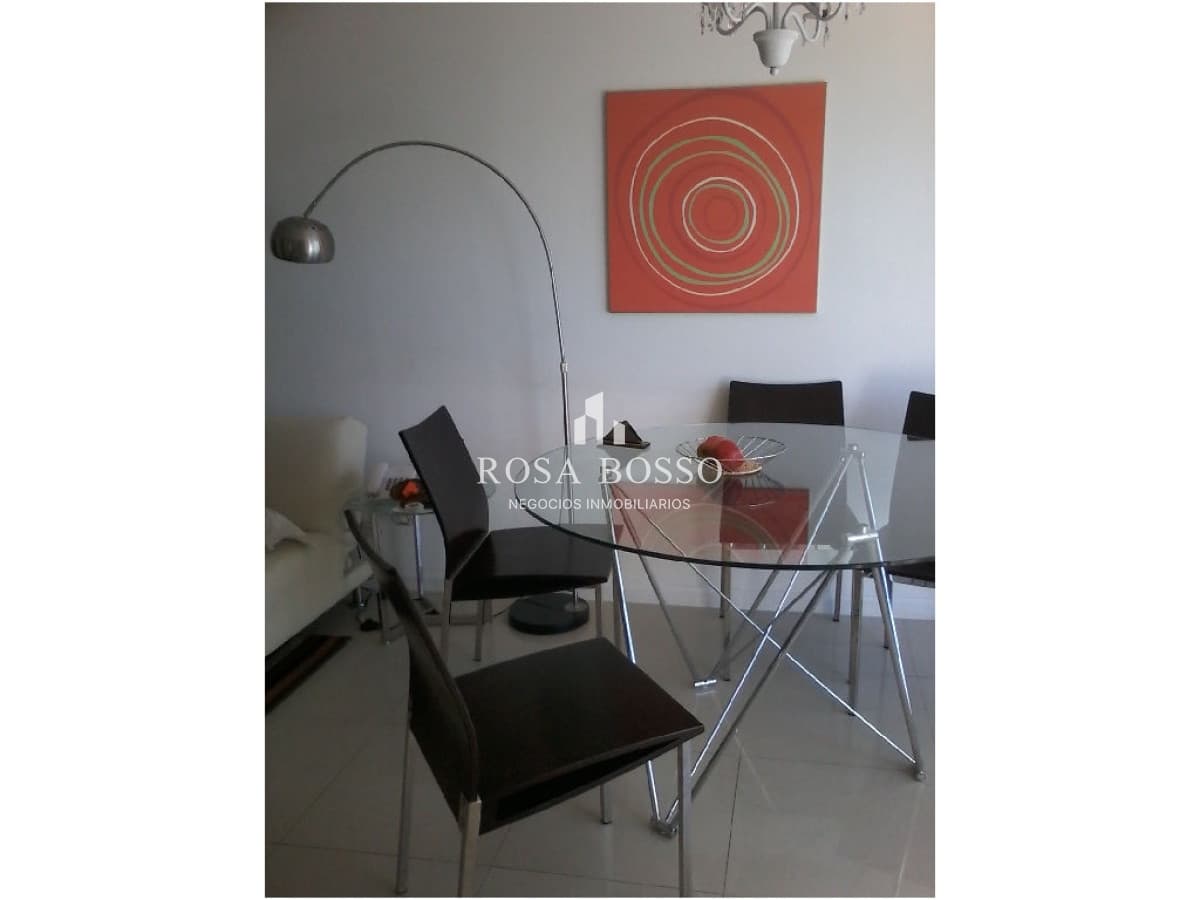 Apartamento sobre  Roosevelt con todos los servicios