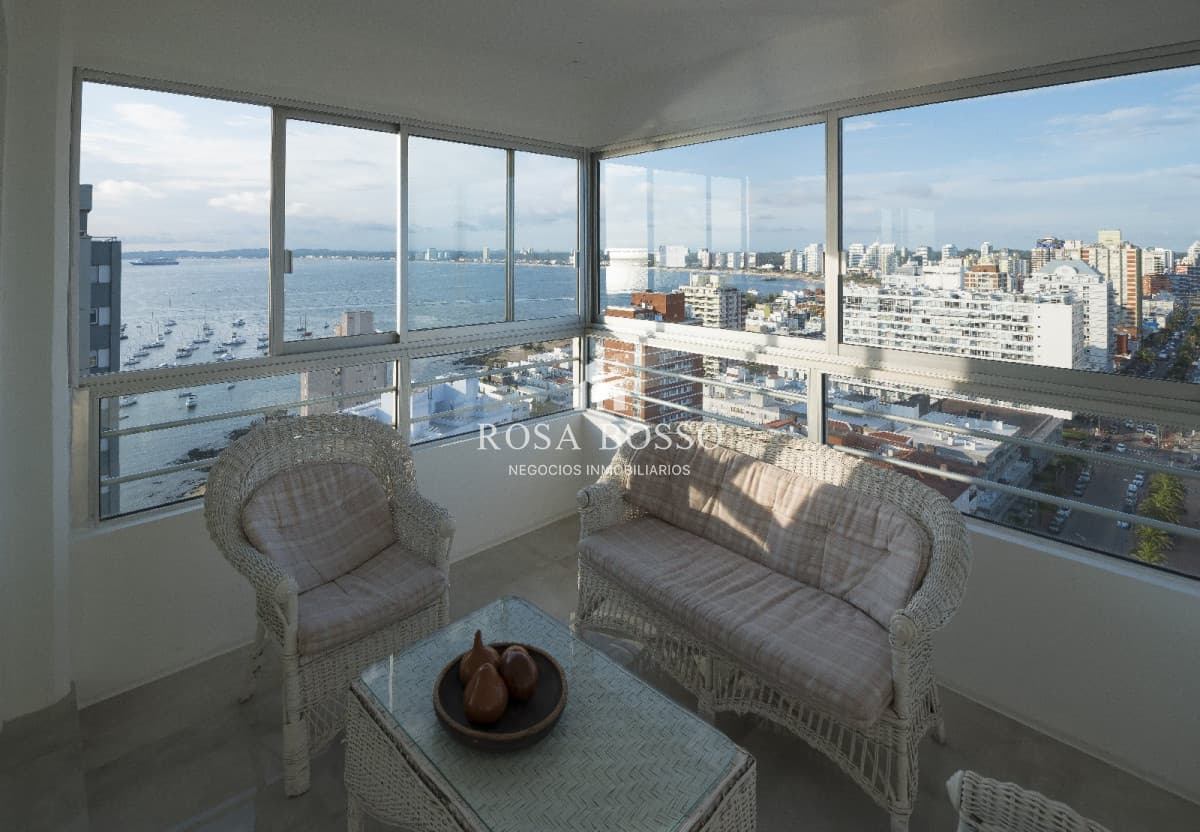 Apartamento en alquiler 3 dormitorios Punta del Este, Uruguay