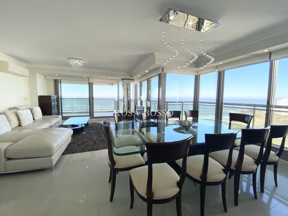 Apartamento 4 dormitorios  Garaje  vista Playa Brava  Punta del Este, Uruguay
