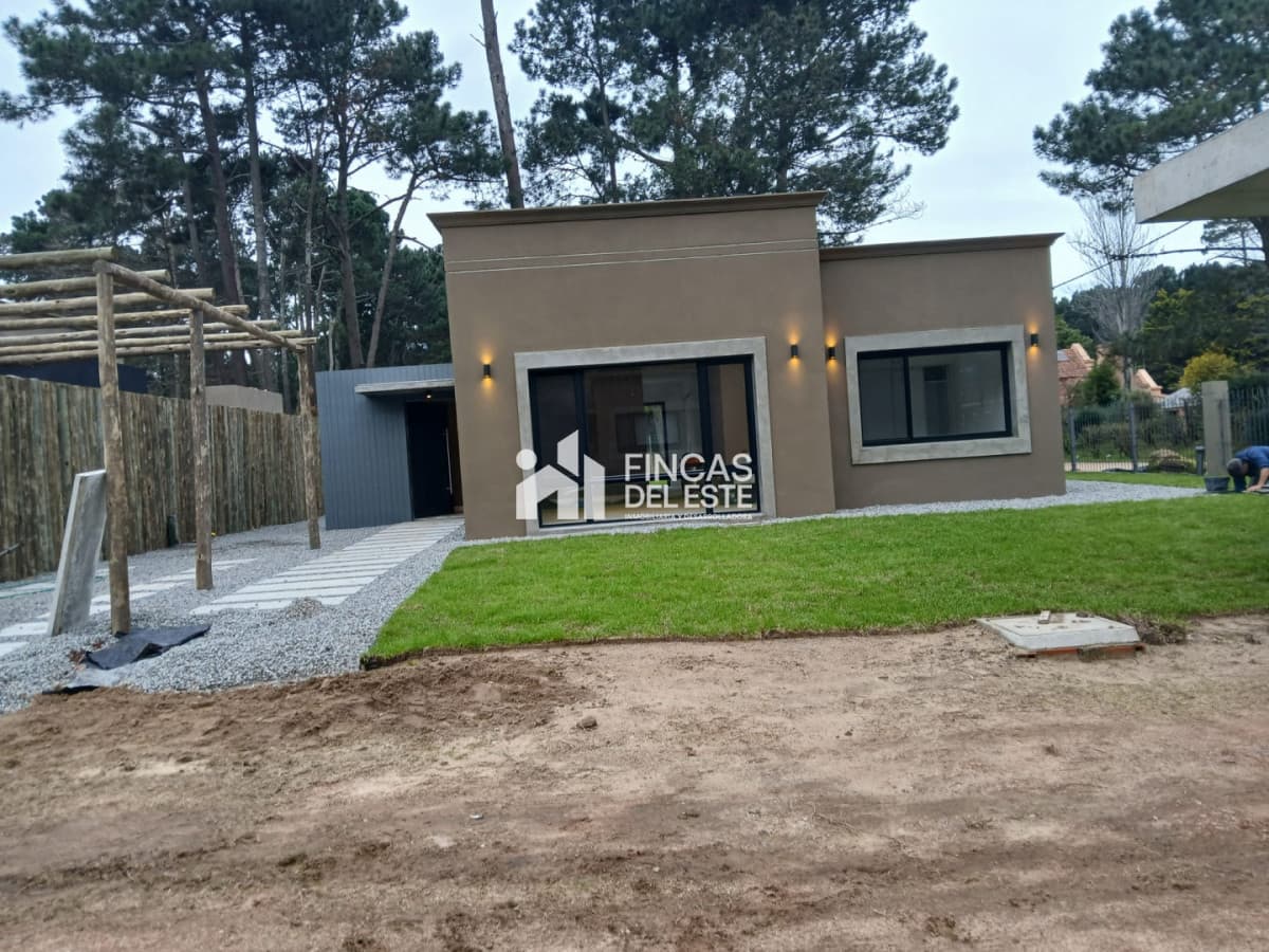 Casa de 3 dormitorios a estrenar en Punta del Este