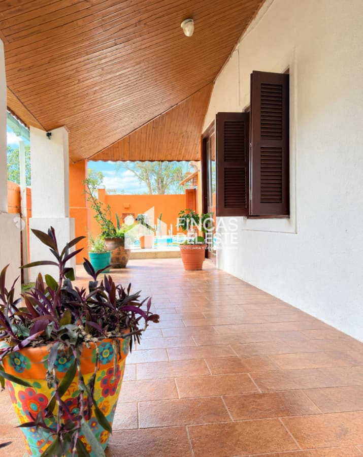 Oportunidad casa + cabaña a 2 cuadras del mar Laguna Merin!