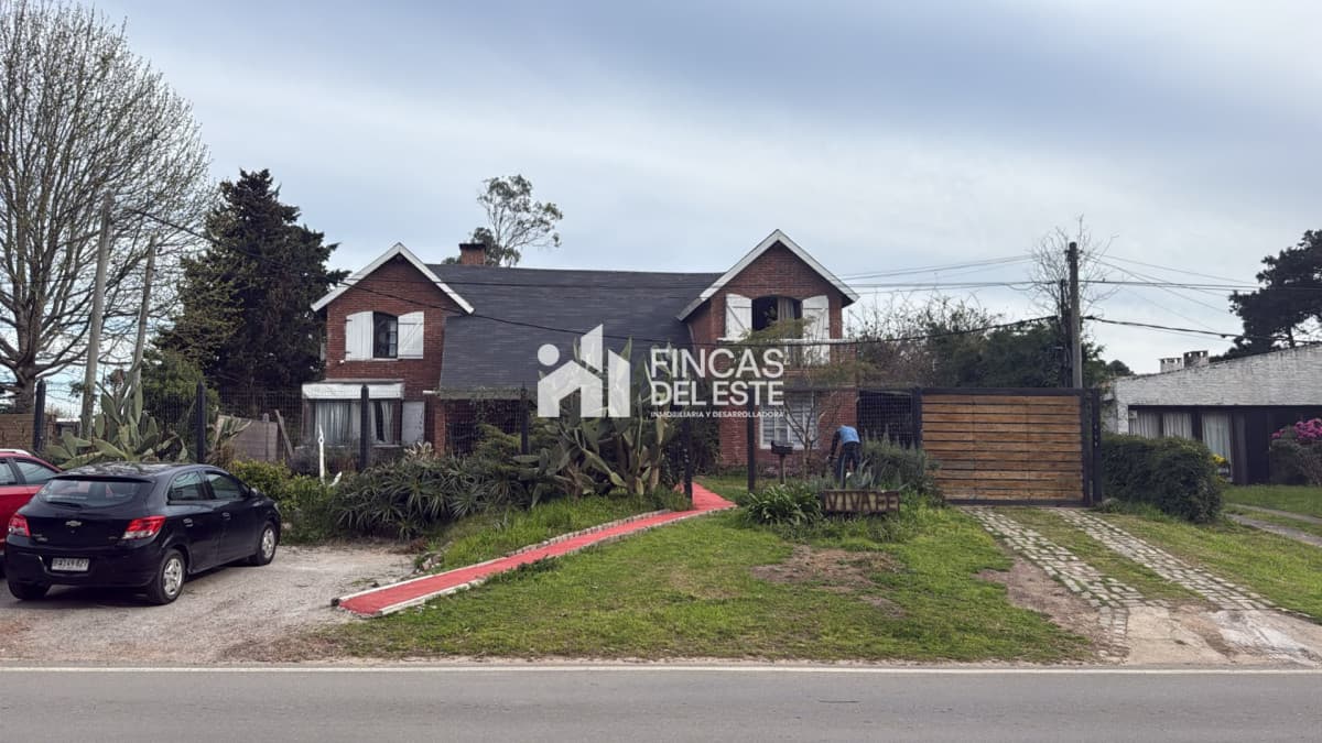 Casa en Pinares ideal para reforma