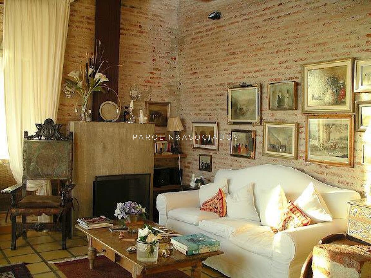 Casa en venta de 4 dormitorios en Manantiales, Punta del Este.