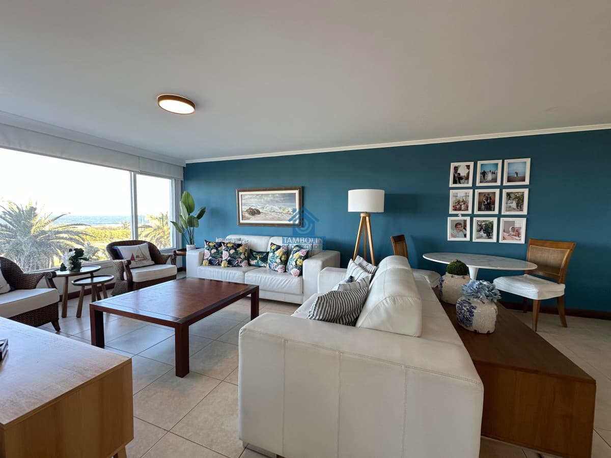Apartamento ID.1328 - OPORTUNIDAD  de 4 Suites en Playa Brava, Punta del Este.