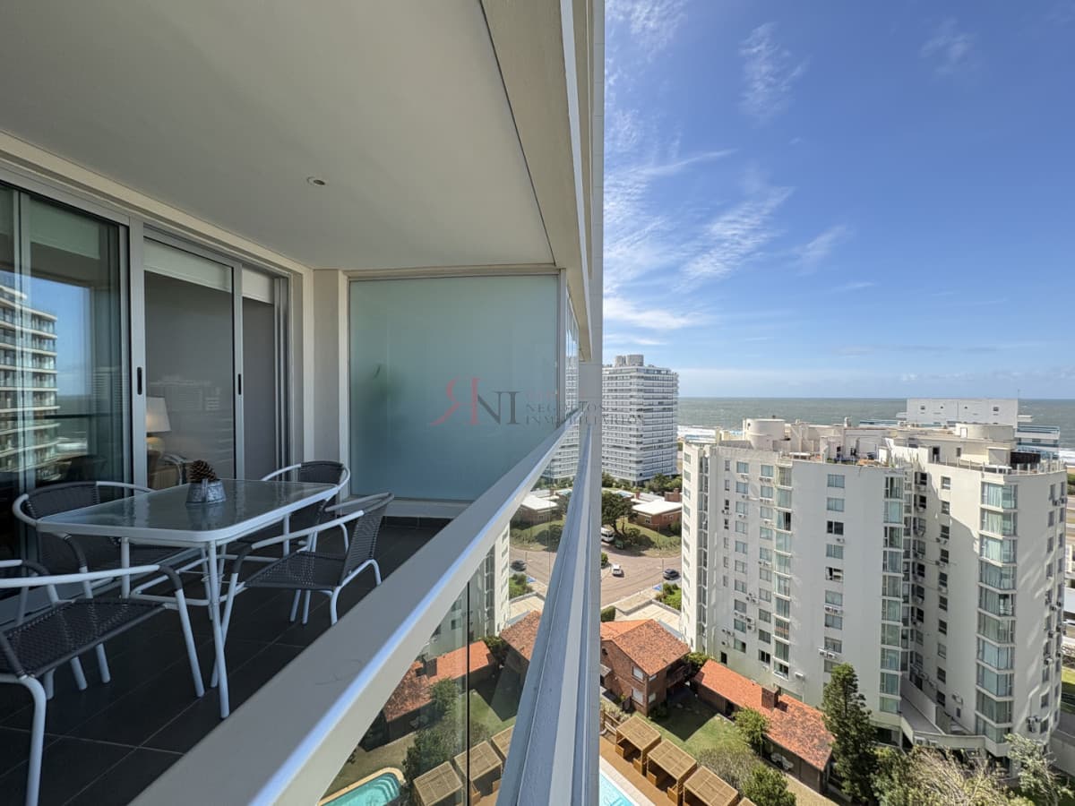 Edificio nuevo con todos los amenities vista a Playa Brava									(ref.#113347)