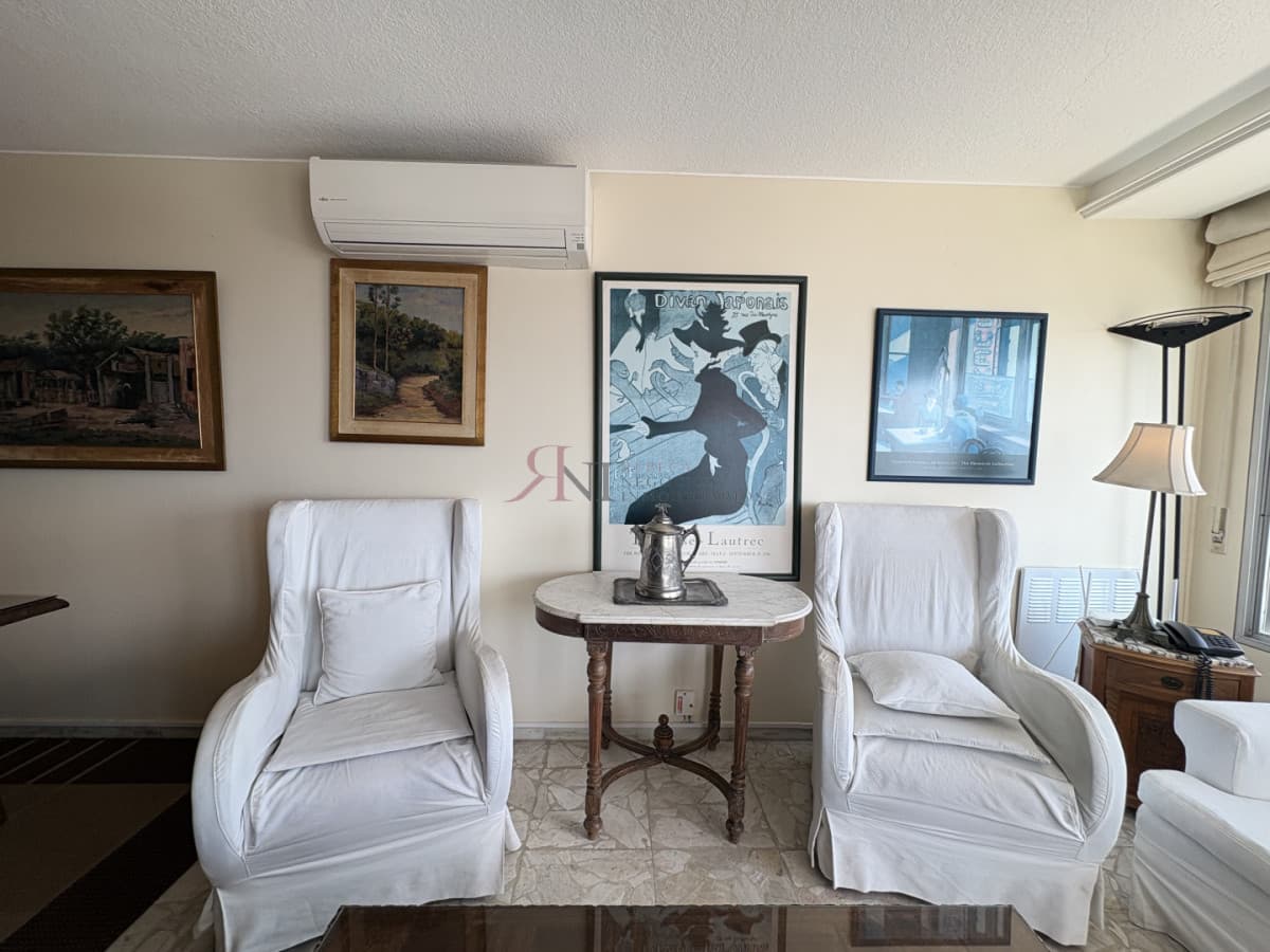 Excelente vista al Puerto, piso alto, aire en todos los ambientes									(ref.#1601)