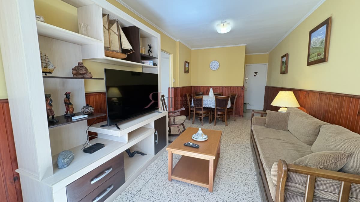 Impecable, capacidad para 4 personas, aire, Wi Fi, garage									(ref.#1541)