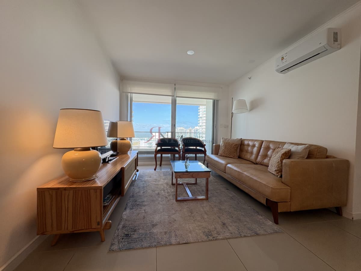 Edificio nuevo con todos los amenities vista a Playa Brava									(ref.#113347)