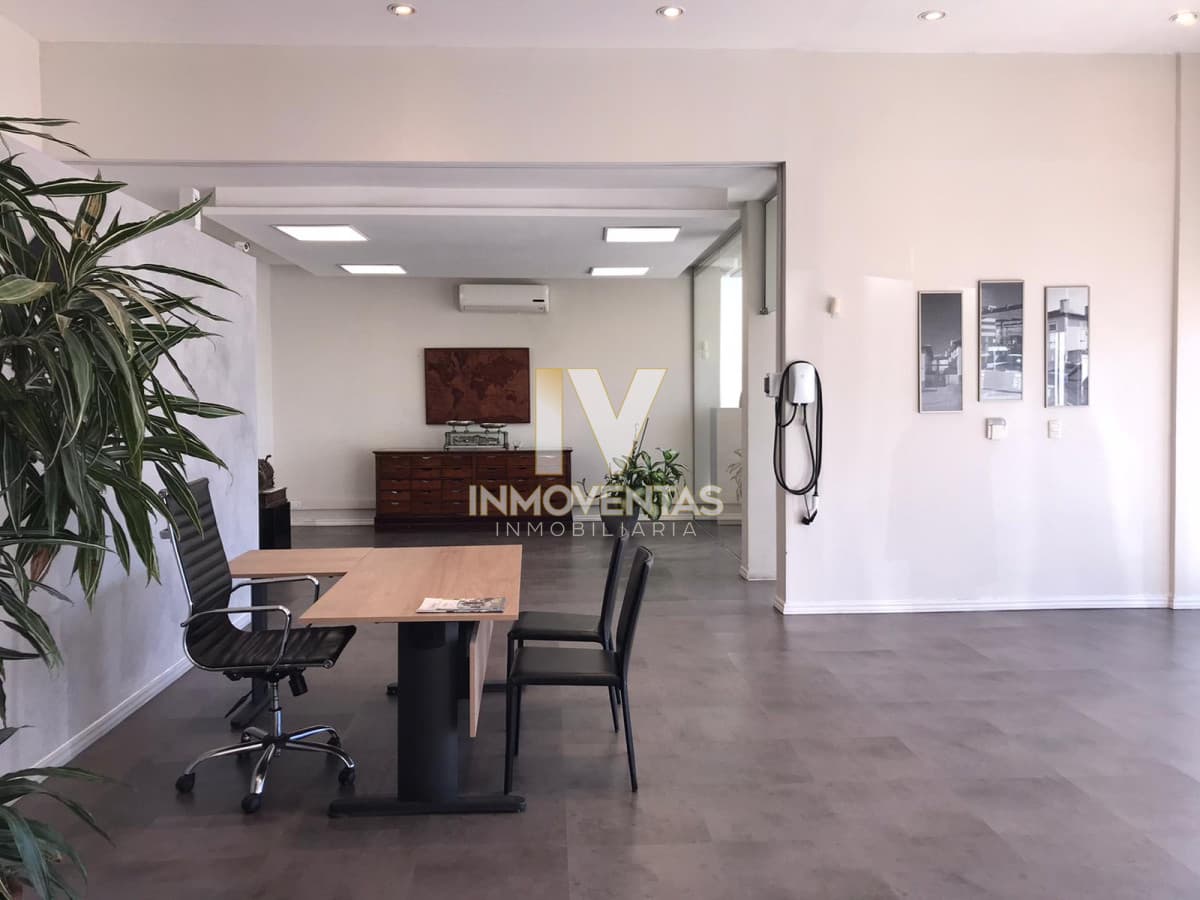 Alquiler anual de Oficina