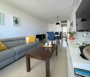 Apartamento de dos dorm. en venta en Punta del Este 10971  -