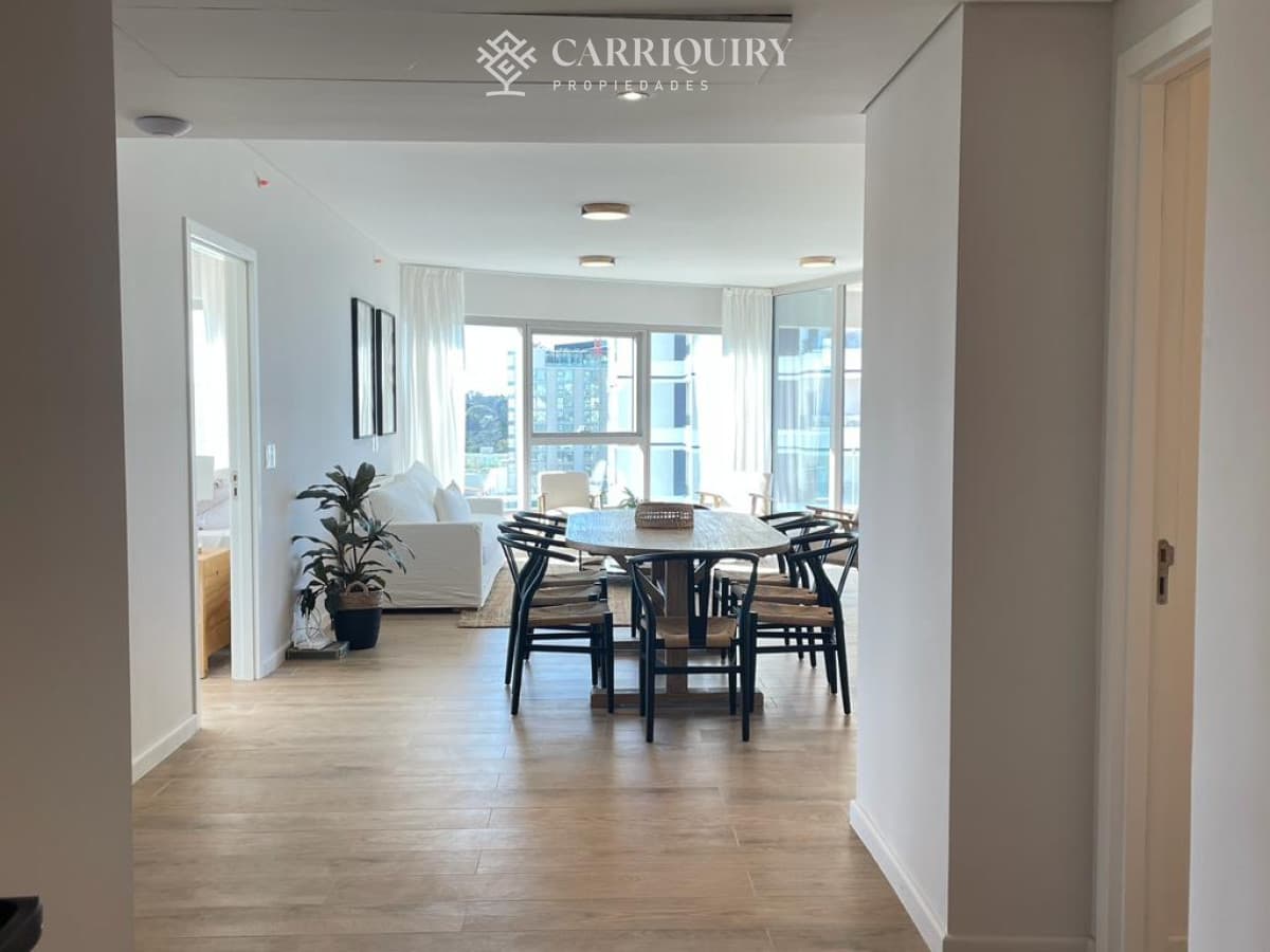 Apartamento venta 2 dormiotiros en torre Trump  -