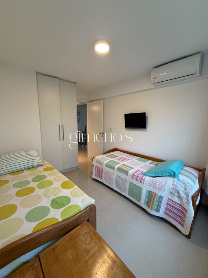 Apartamento 2 Dormitorios en Venta - Roosevelt - Punta del Este