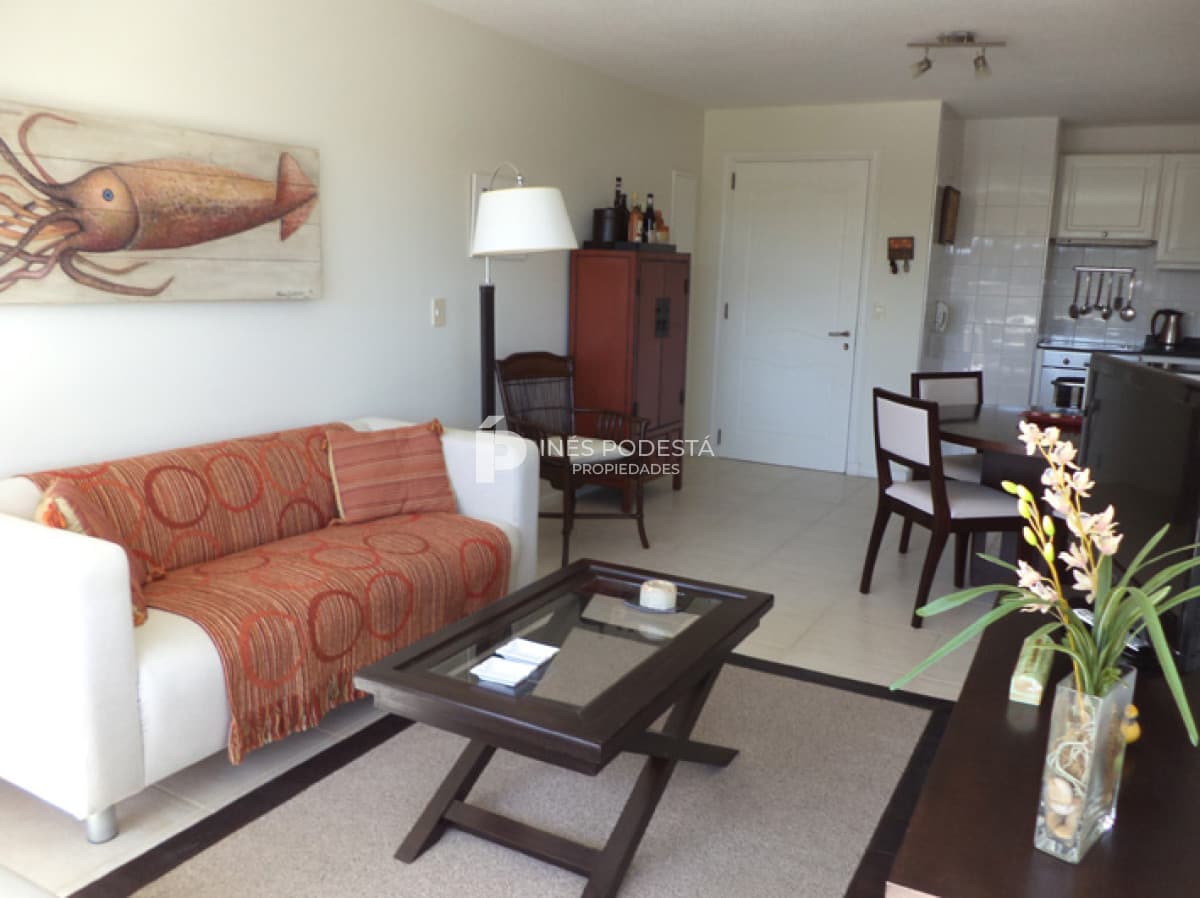 Apartamento en Alquiler, Mansa, Punta del Este, 2 Dormitorios.