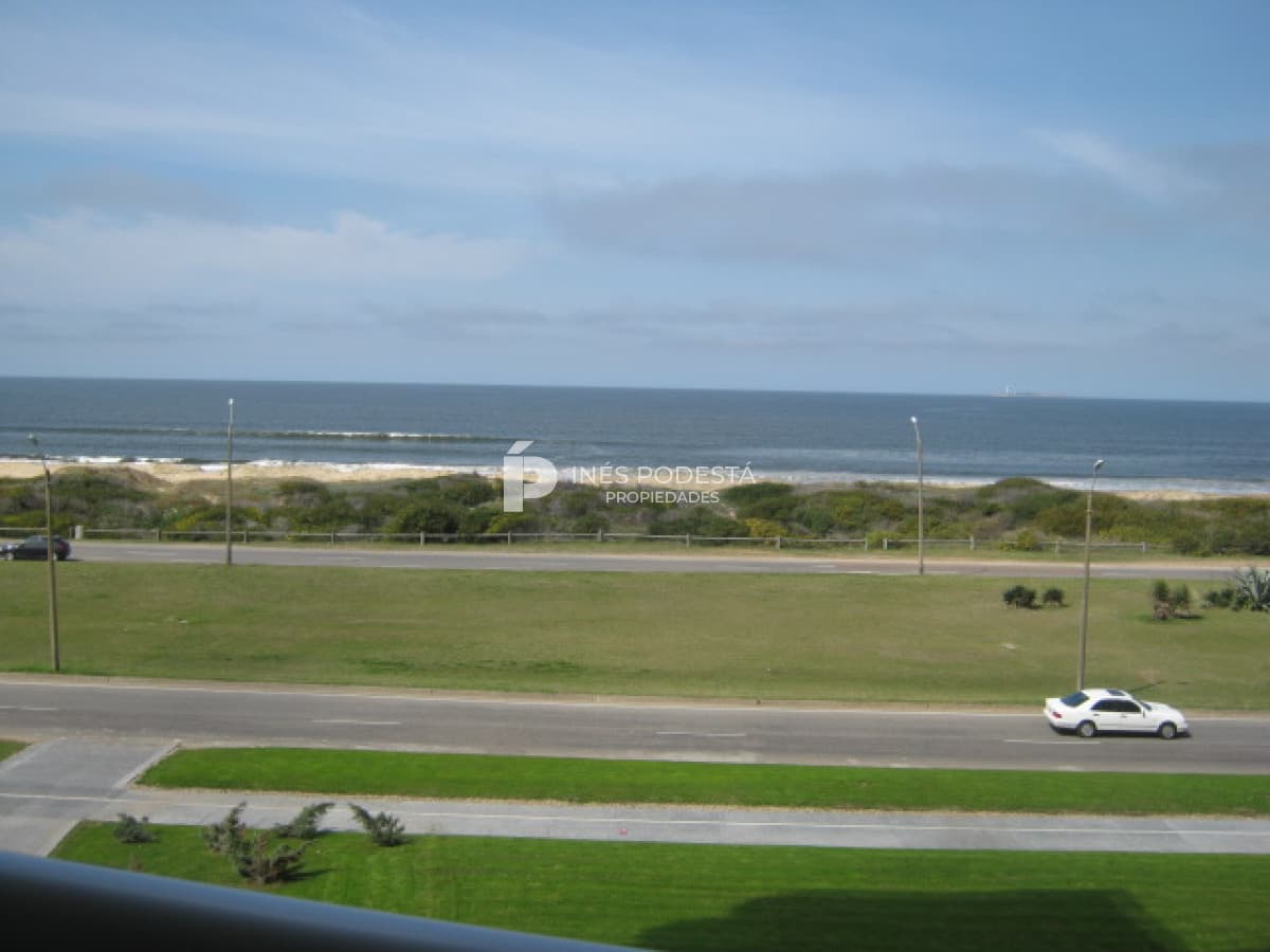 Apartamento ID.4262 - Apartamento en Venta 3 Dormitorios.