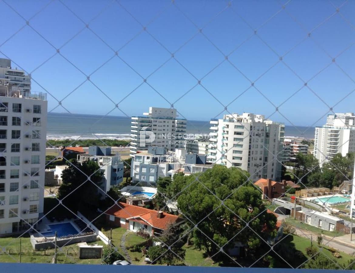 2 Dormitorios y terraza con parrillero propio