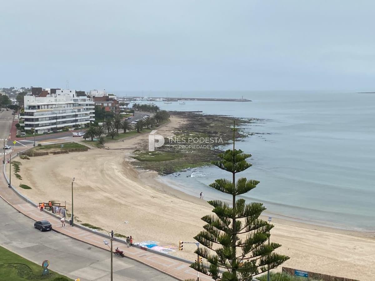 Apartamento en Alquiler Mansa 3 Dormitorios