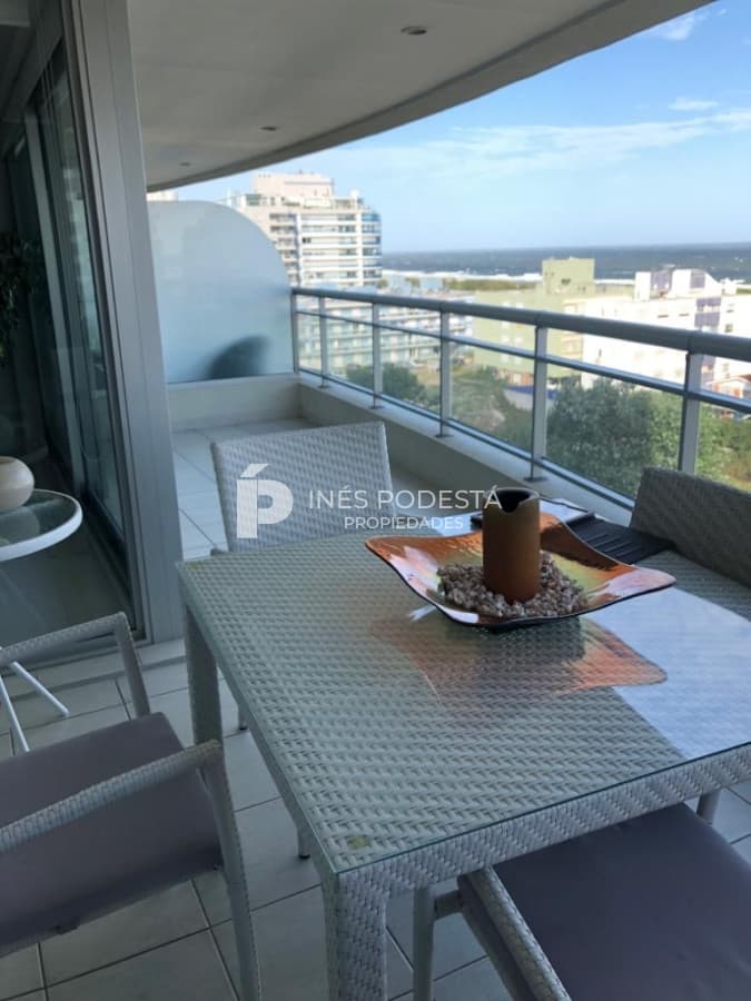 Apartamento en Alquiler, Brava Punta del Este, 3 Dormitorios