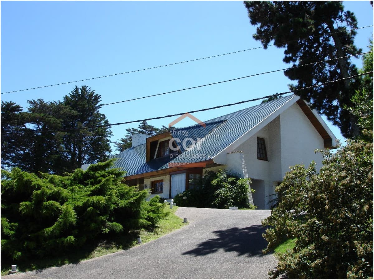 Casa en Punta del Este, Lugano